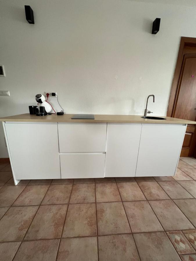 B-Guest House Οριστάνο Εξωτερικό φωτογραφία