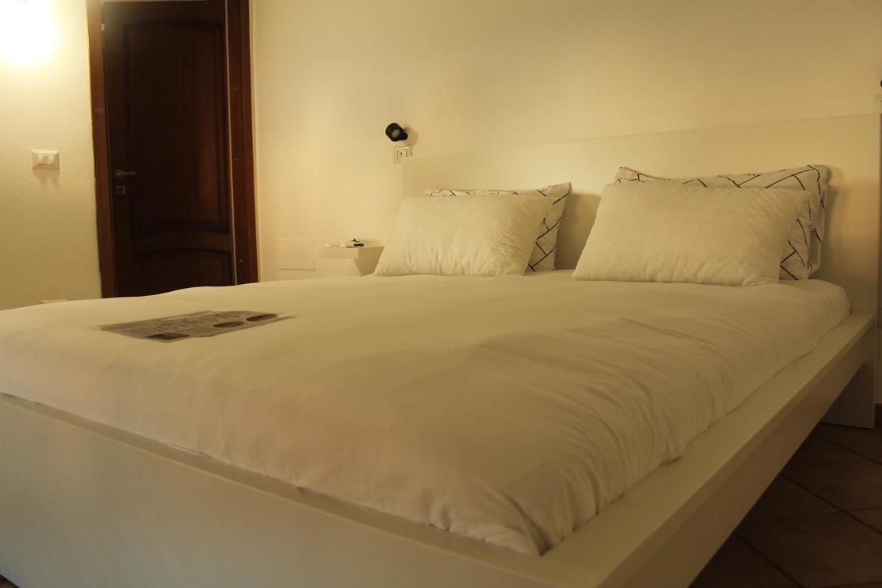 B-Guest House Οριστάνο Εξωτερικό φωτογραφία